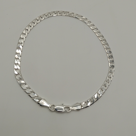 Sterling Silver 925 Cuban Link 8" Bracelet - Picture 7 of 8